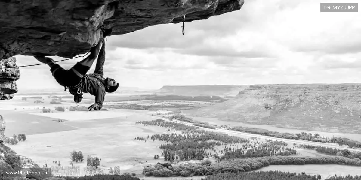 🎉狂欢盛宴，尽在眼前！⚡️万人呐喊，点燃赛场激情！